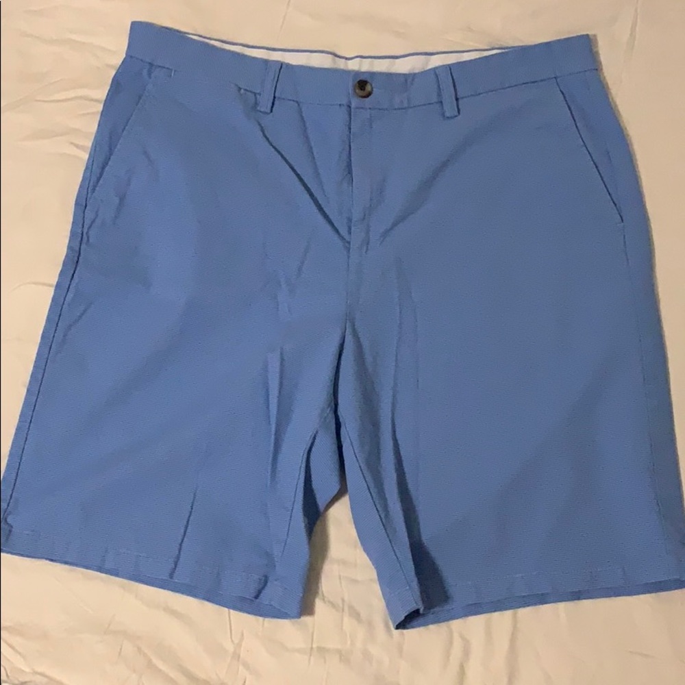 Old Navy Men’s Blue Flat Front Shorts Size 38